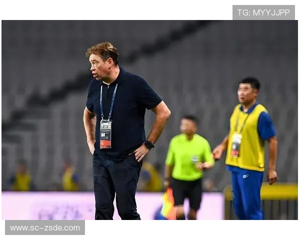 申花中场防守被动，节奏失控问题逐步反映至比赛走势